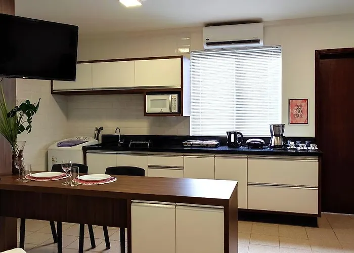 Studio Top Bem No Centro De Foz, Garagem E Wi-Fi!